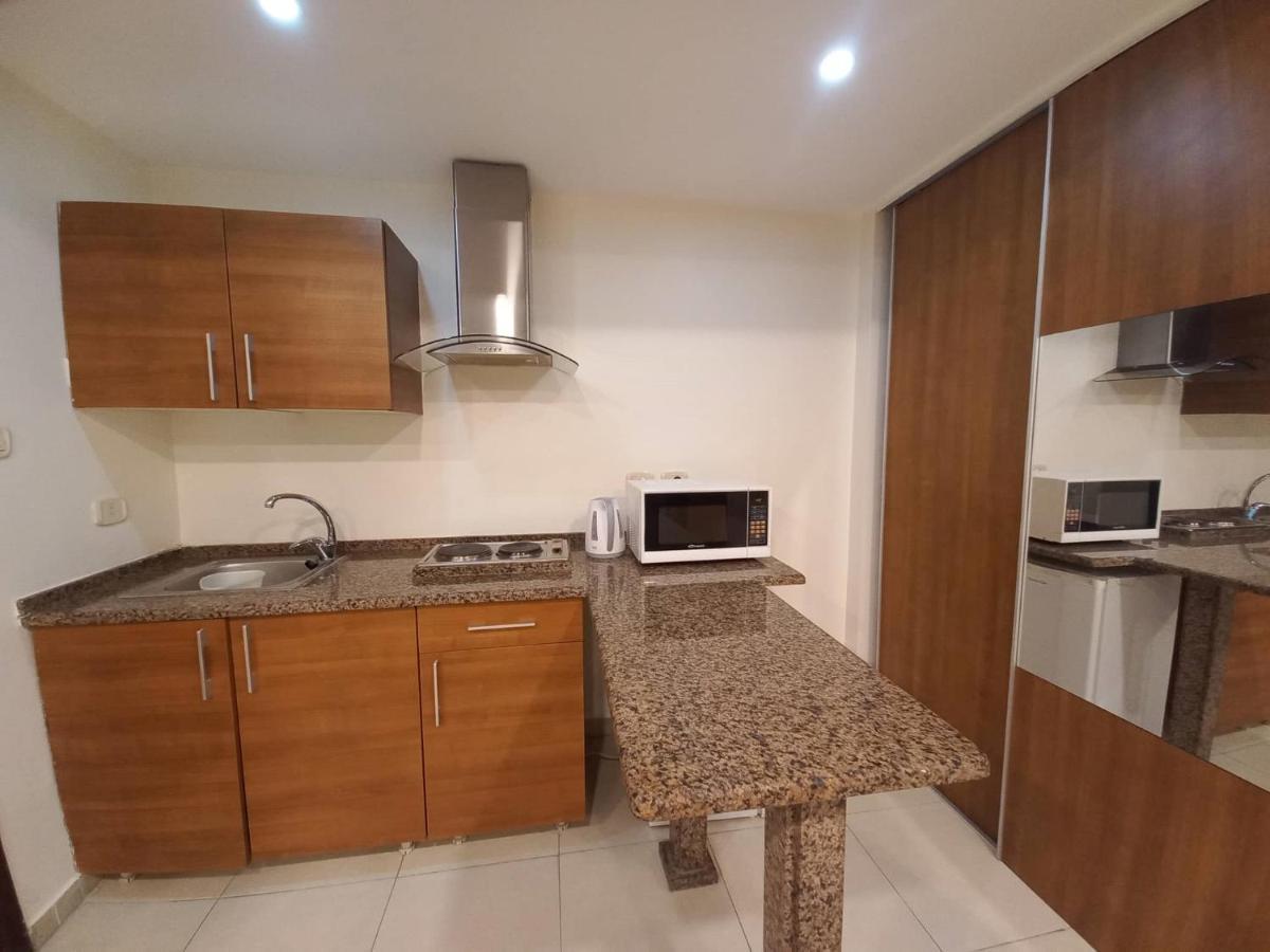 Lujain Hotel فندق النور واللجين Αμμάν Εξωτερικό φωτογραφία