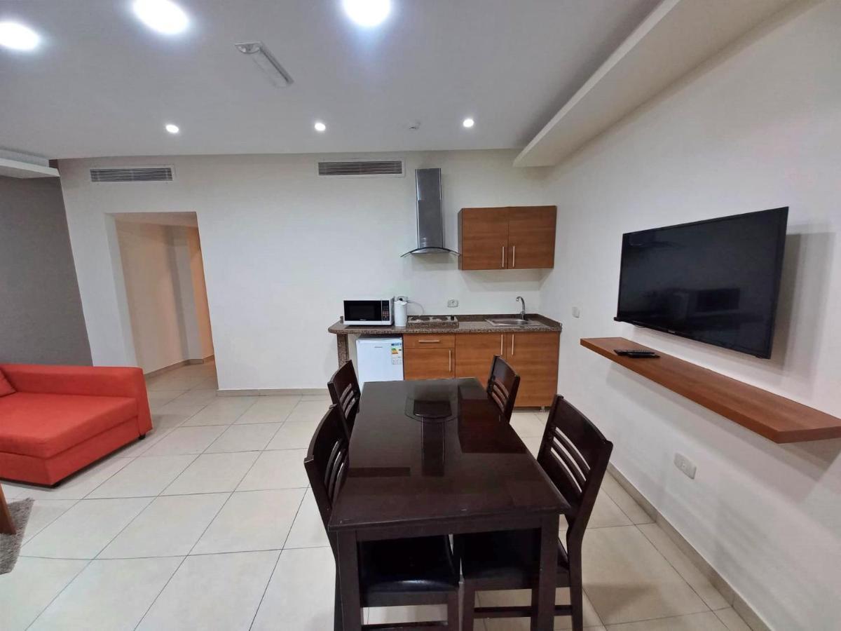 Lujain Hotel فندق النور واللجين Αμμάν Εξωτερικό φωτογραφία