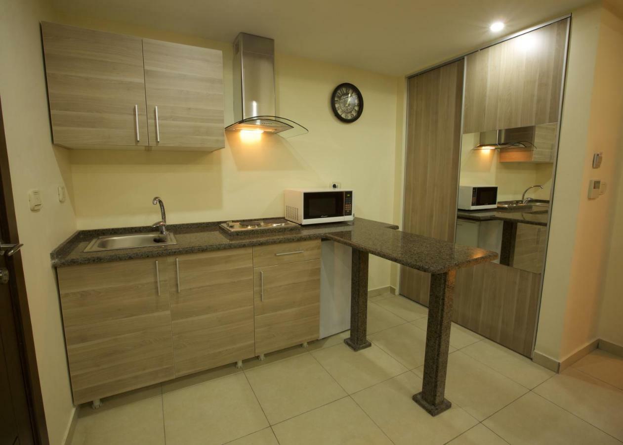 Lujain Hotel فندق النور واللجين Αμμάν Εξωτερικό φωτογραφία